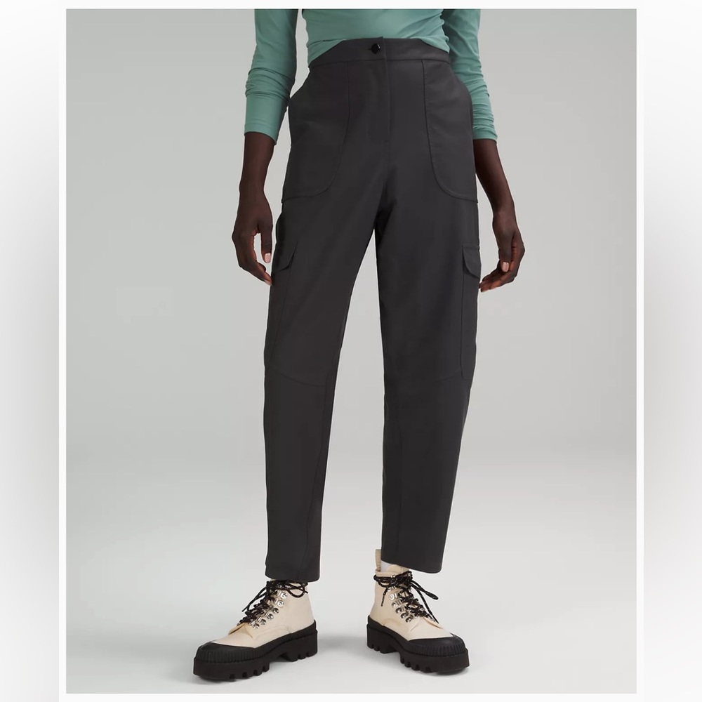 Lululemon Light Utilitech Cargo Pocket High-Rise Pant
